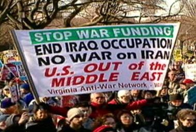 Washington DC - Thousands protest against Iraq war