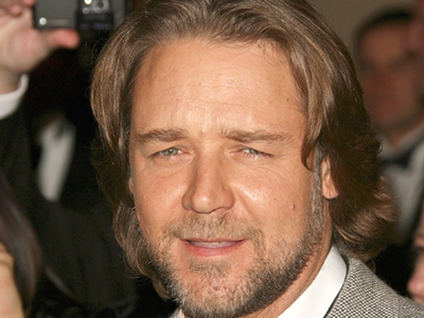 Crowe in new tiff with director