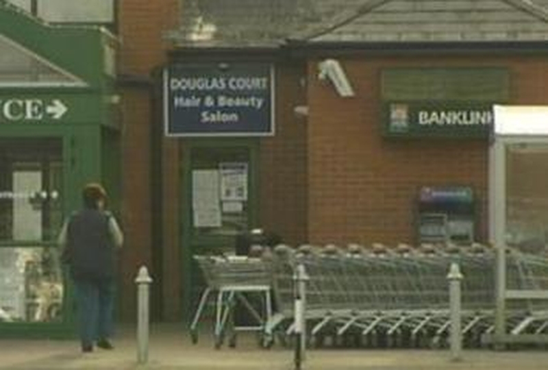 Douglas - Security van hold-up