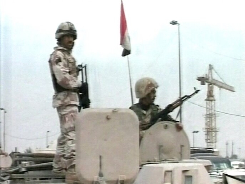 Iraq - Terrorist suspects held in Hilla