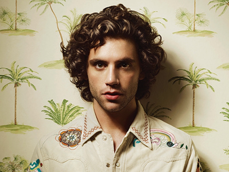 Mika - Belgian singer is threatening the star with legal action