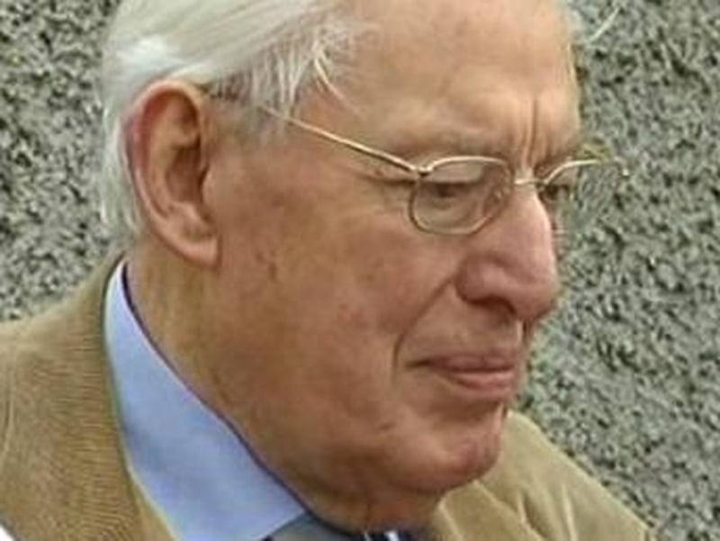 Ian Paisley - Must convince DUP executive