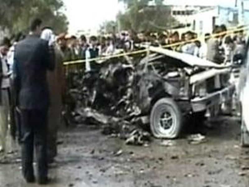 Najaf - 13 killed in bombing