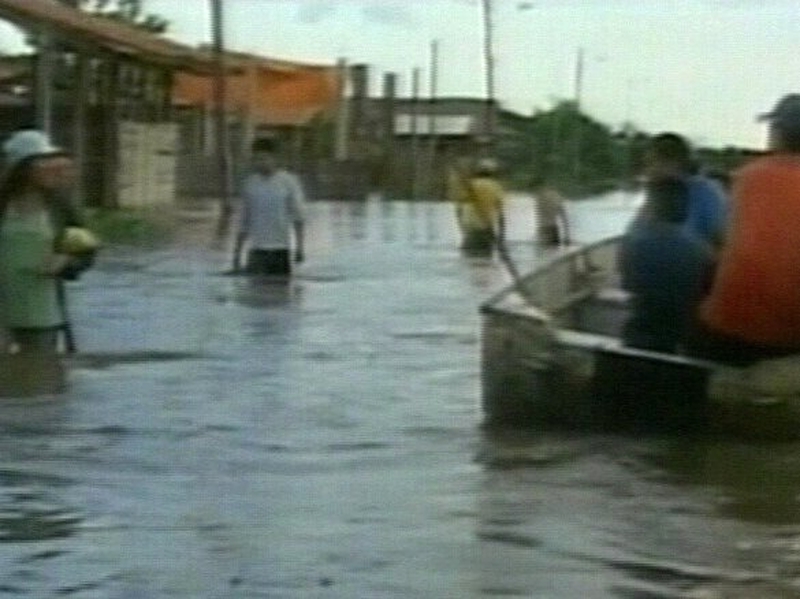 Bolivia - Massive flooding