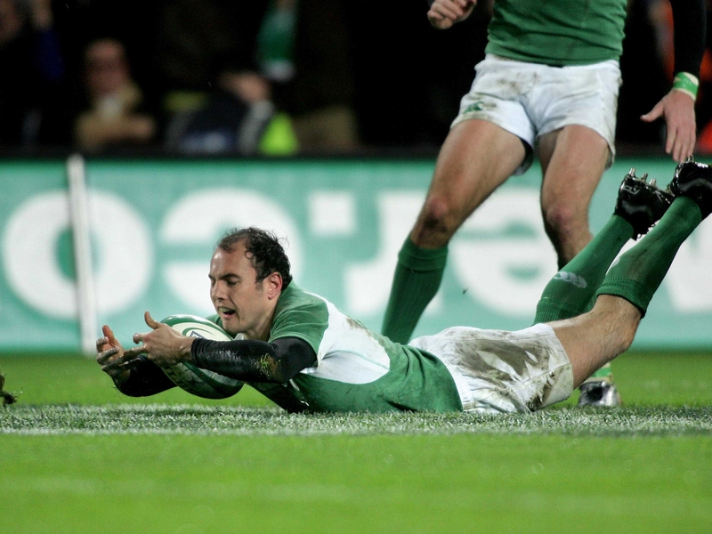 Girvan Dempsey goes over for his try at the Hill 16 end