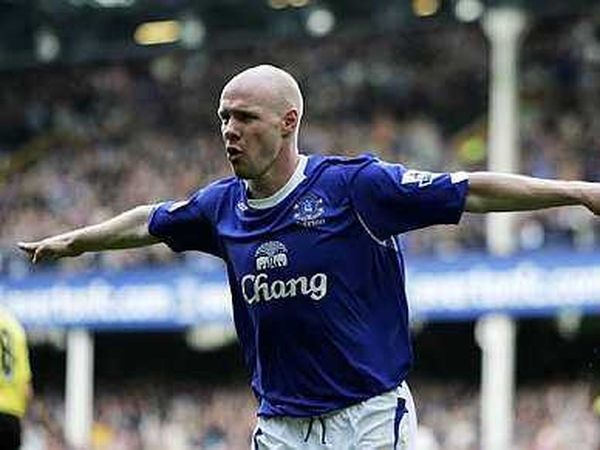 Andy Johnson is staying at Goodison Park