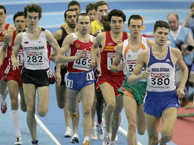 Alistair Cragg (second) on his way to qualifaction this morning