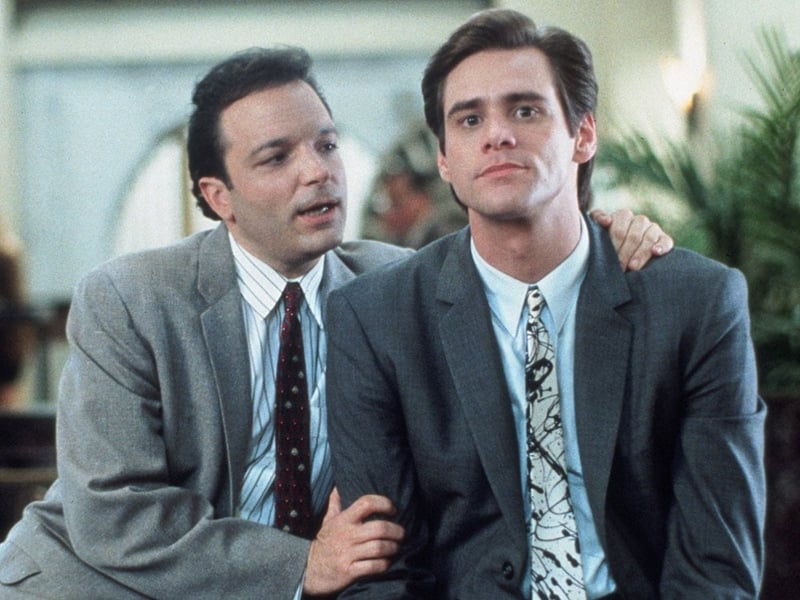 Richard Jeni and Jim Carrey in The Mask