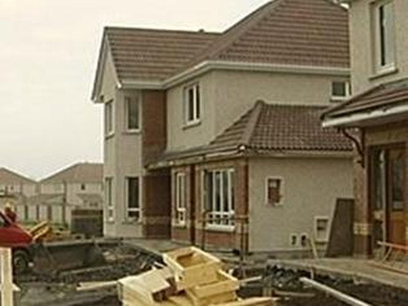 House building - 20,000 in first quarter