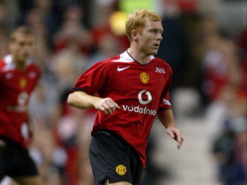 Paul Scholes is set to undergo knee surgery which will rule him out of action until next year