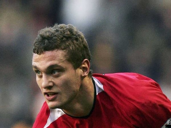 Nemanja Vidic's late goal gave Manchester United victory