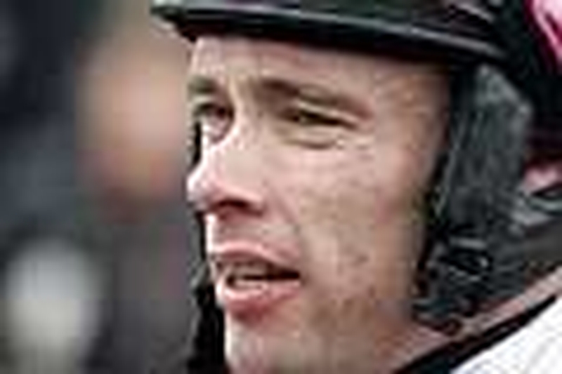 Timmy Murphy partnered Ashkazar to victory with a front running performance in the Imperial Cup