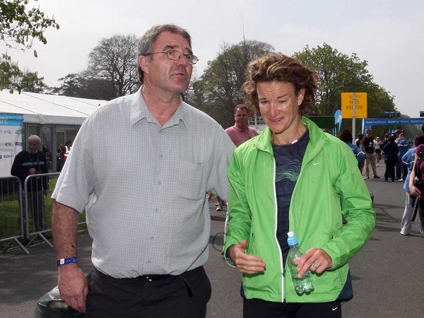An upset Sonia O'Sullivan with her father after yesterday's race