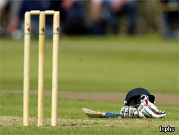 Miandad bemoans plight of traditional cricket