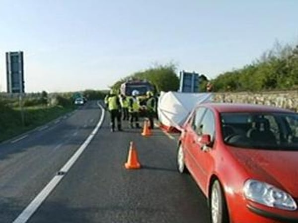 Mullinavat, Co Kilkenny - Man in 70s dies in crash