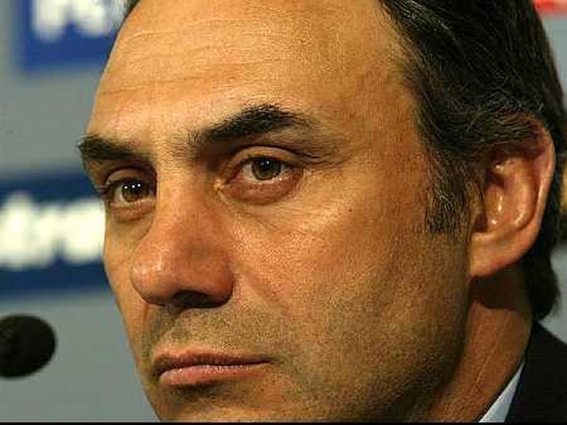 Argentina coach Marcelo Loffreda has handed Felipe Contepomi the captain's armband