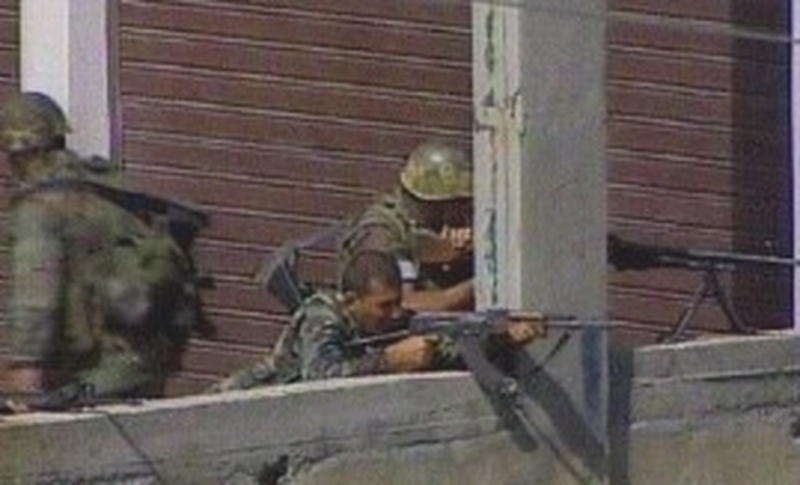 Lebanese troops - Bloodiest feud in 15 years