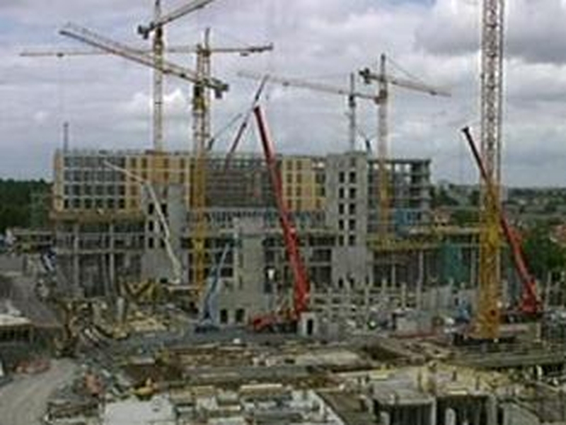 Construction - Weakness spilling over