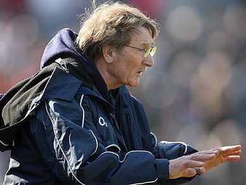 Gerald McCarthy's Cork eased past Clare in the Munster Senior Hurling Championship in Thurles