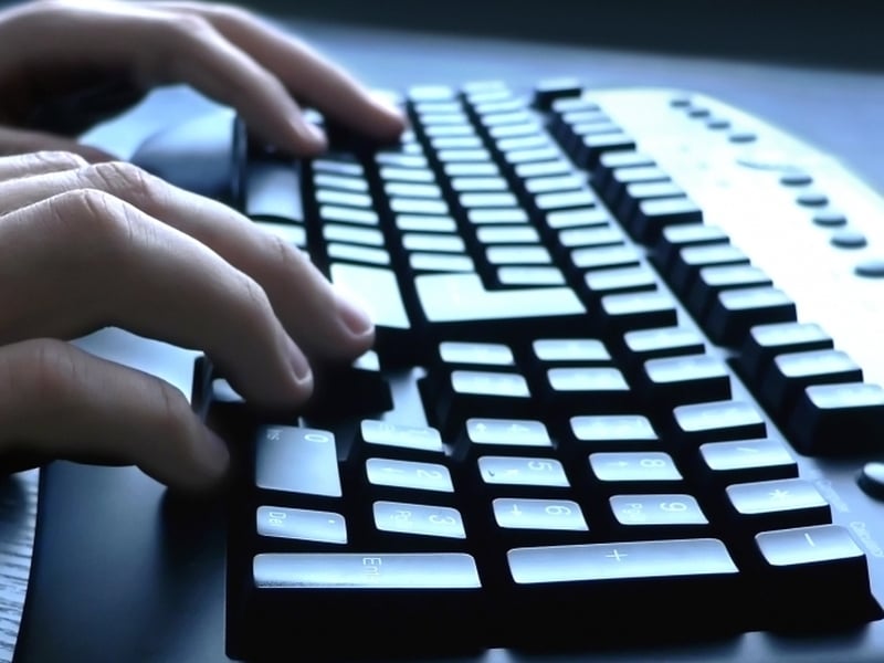 HP Q4 results - Sales up 15%