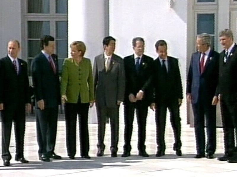 G8 - Leaders to hold talks on Kyoto replacement