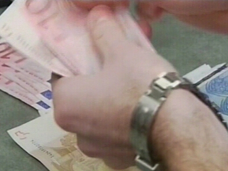 Falling prices - Summer sales helped fall in inflation rate