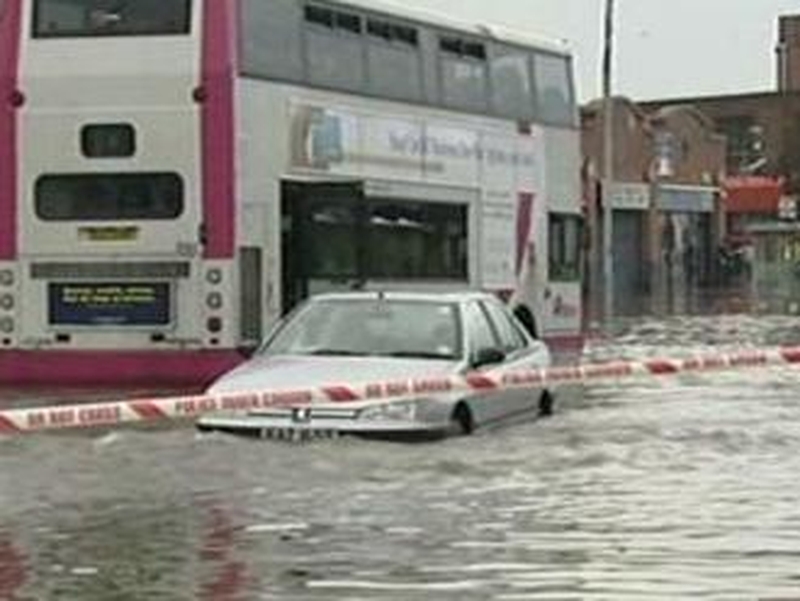 Northern Ireland - Homes evacuated