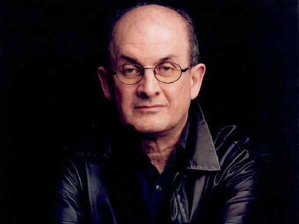 Salman Rushdie - Row over knighthood