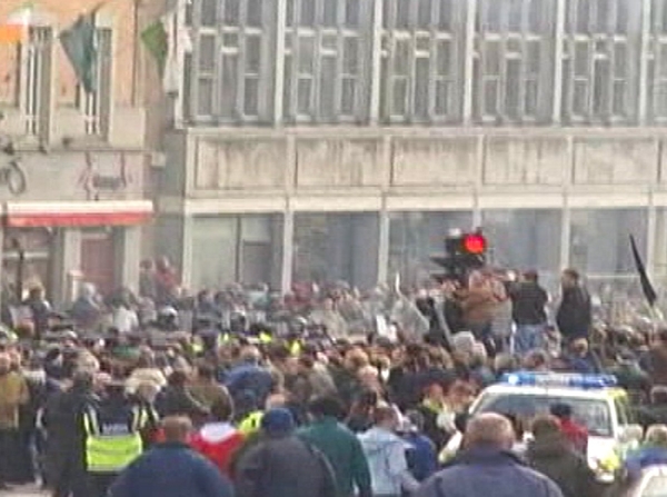 'Love Ulster' Parade - Rally turned to riot