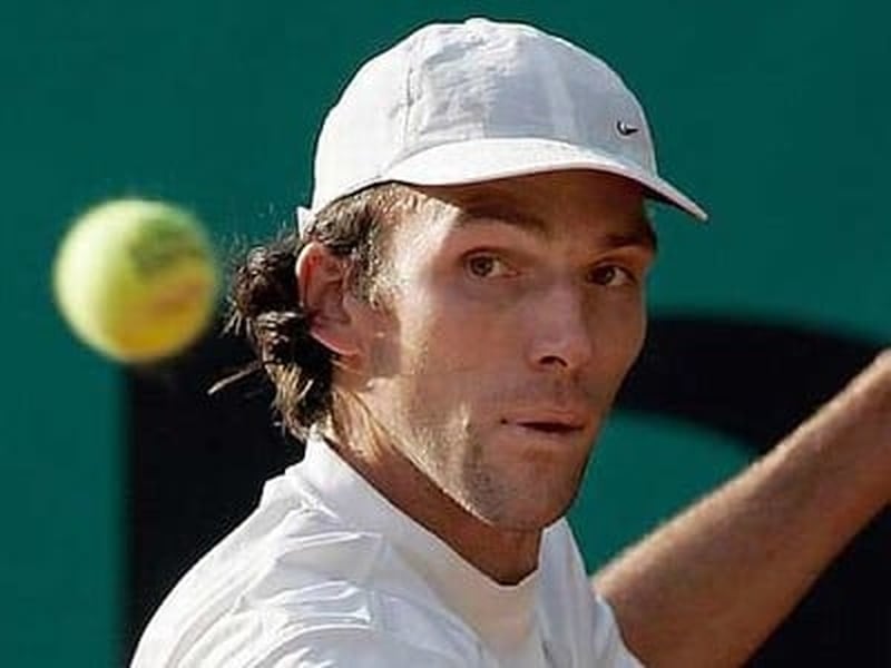 Ivo Karlovic left Jo-Wilfried Tsonga a frustrated man on Court One