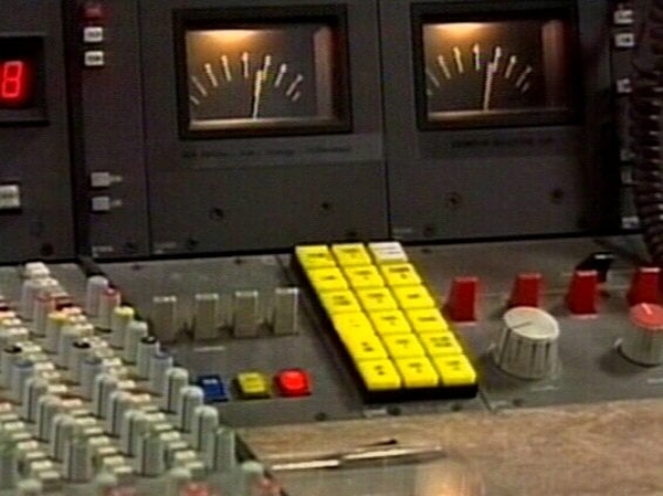 Radio drama - Mayday wins in Berlin