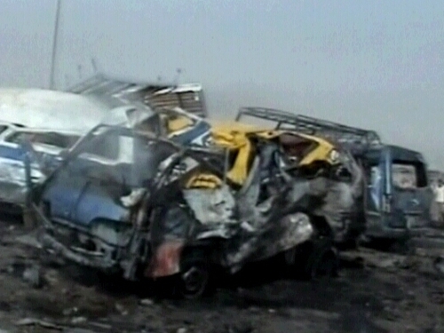 Baghdad - Bomb at bus stop