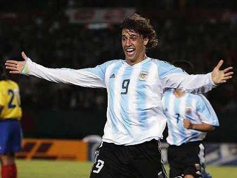 Hernan Crespo netted twice in his belated Copa America debut