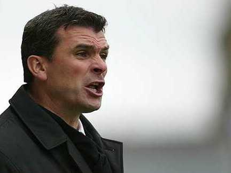 Shamrock Rovers boss Pat Scully saw his side's title challenge take a knock at the Showgrounds on Friday