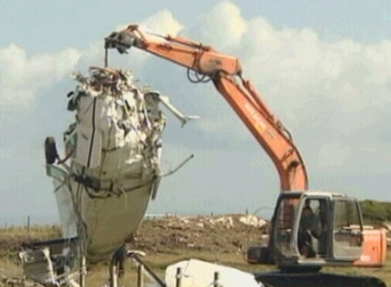 Galway - Plane is removed for technical analysis
