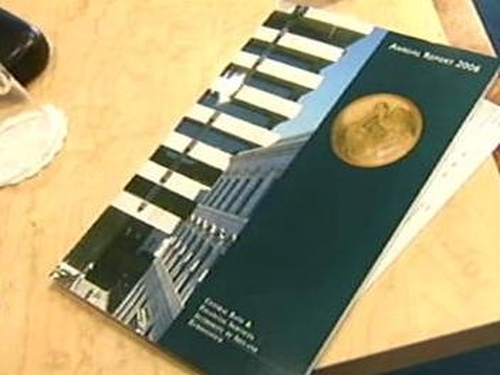 Central Bank report - Warns of possible US impact