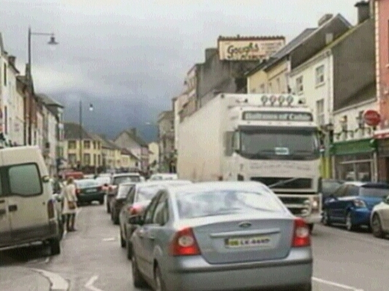 Nenagh - 30-year-old stabbed