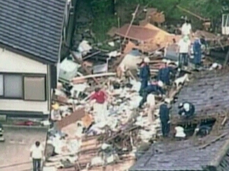 Niigata - Nine people killed in quake
