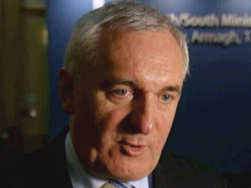 Bertie Ahern - Government will not undermine Aer Lingus decision