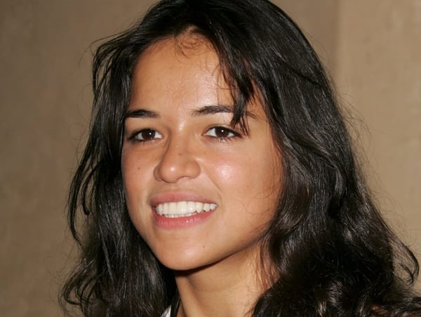 Rodriguez - To play ex-marine pilot