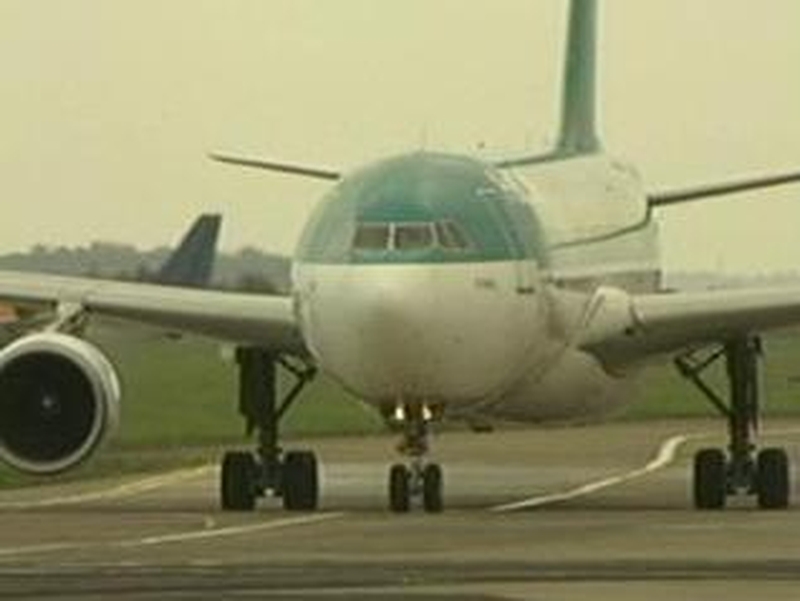 Aer Lingus - Pilots, airline to enter talks