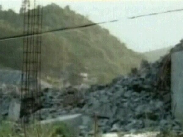 China - Bridge over Tuo River collapsed