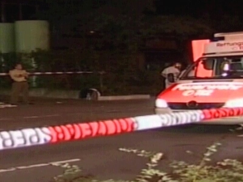 Duisburg - Police patrol found the bodies