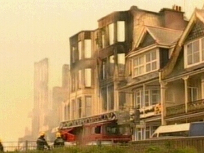 Newquay - Hotel destroyed by fire
