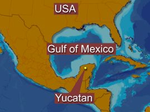 Hurricane Dean - Bearing down on Gulf of Mexico