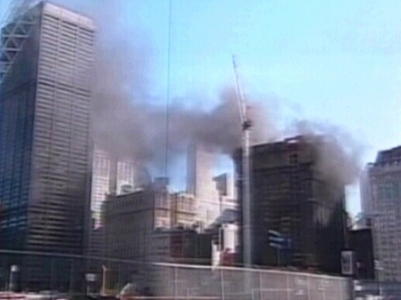 New York - Deutsche Bank building was being 'deconstructed'