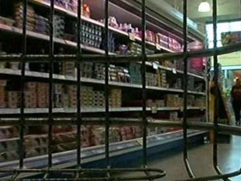 Retail sales - Food and supermarket volumes up