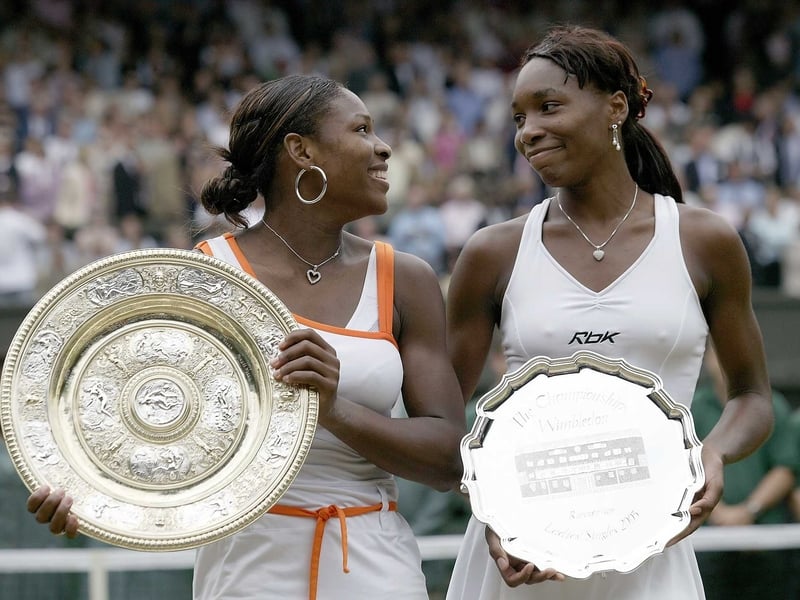Serena (l) and Venus are going well at Flushing Meadows