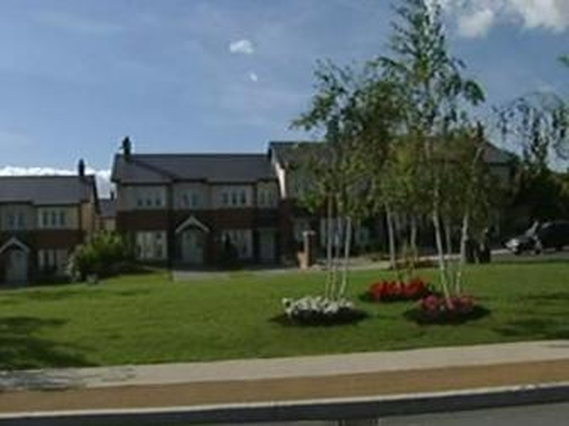 House prices - Big drop in commuter counties