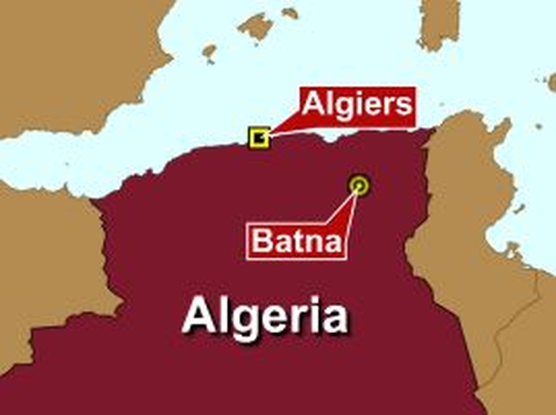 Algeria - Ten dead in suicide blast